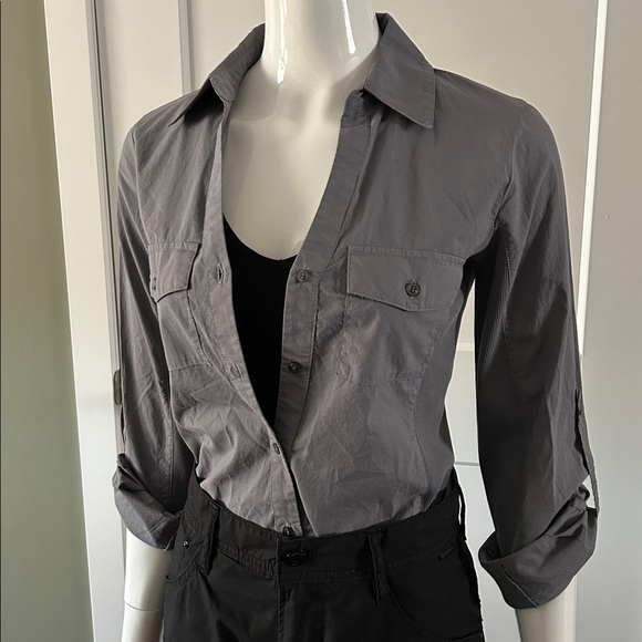 CHRLDR Tracy Poplin Stretch Side Rib Button Up - Picture 2 of 13